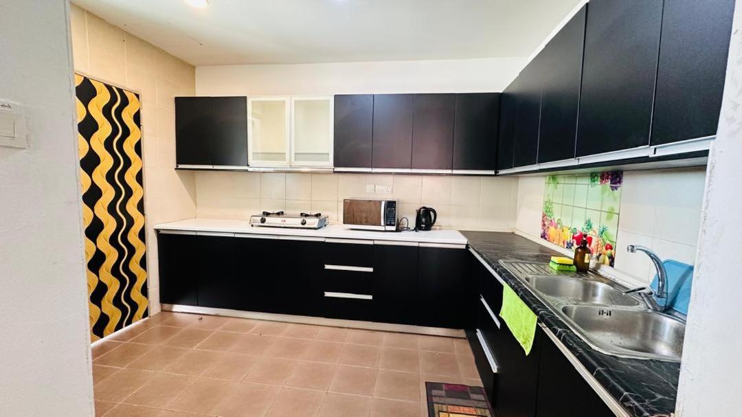 Taragon Service Apartment Kuala Lumpur Buitenkant foto